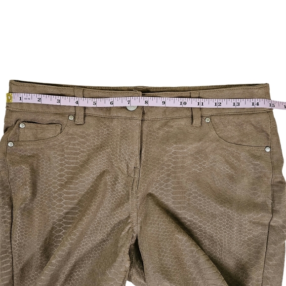 Artisan NY Snakeskin Print Mocha Skinny Leg Pants, Size 4 - Picture 7 of 10